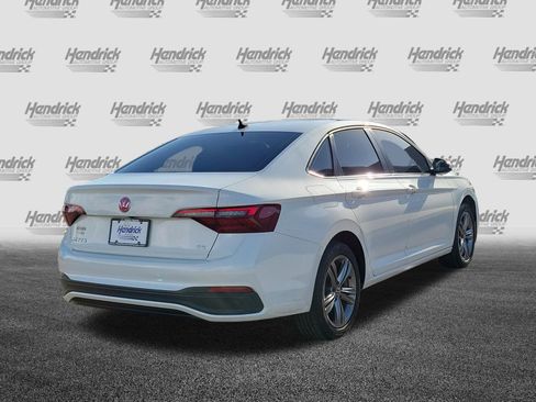 Used 2023 Volkswagen Jetta SE FWD image 7