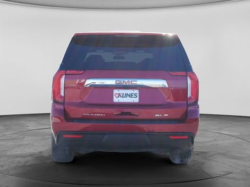 Used 2023 GMC Yukon SLE AWD/4WD image 8