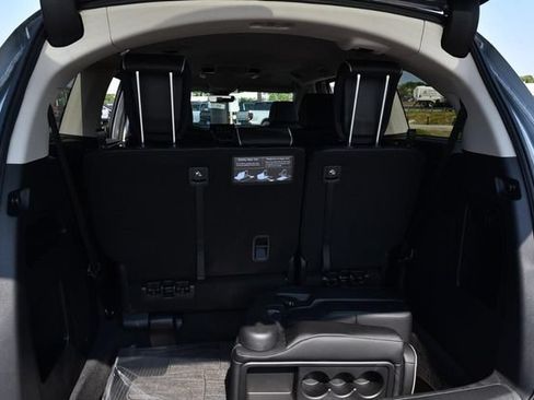 New 2026 Honda Odyssey Touring image 32