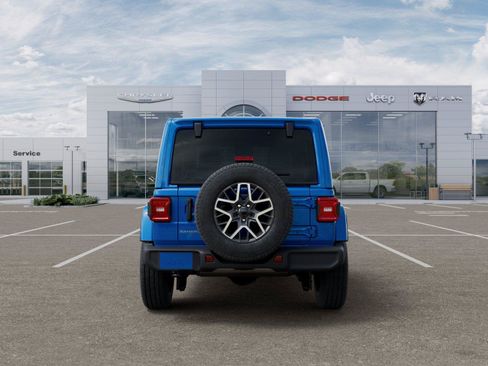 New 2026 Jeep Wrangler Unlimited Sahara AWD/4WD image 35