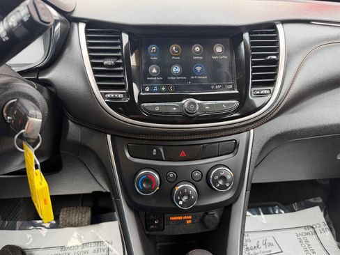 Used 2018 Chevrolet Trax LS AWD/4WD image 35