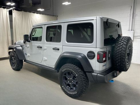 Used 2023 Jeep Wrangler Unlimited w/ Sun & Screen Package AWD/4WD image 5