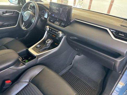 Used 2023 Toyota RAV4 XSE image 12