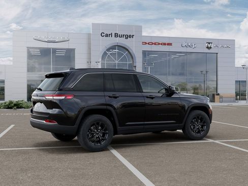 New 2026 Jeep Grand Cherokee Altitude AWD/4WD image 4