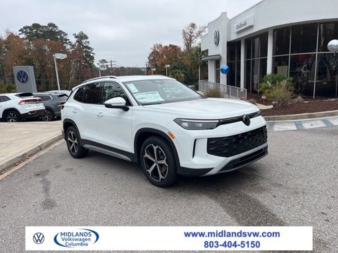 New 2026 Volkswagen Tiguan SE image 1
