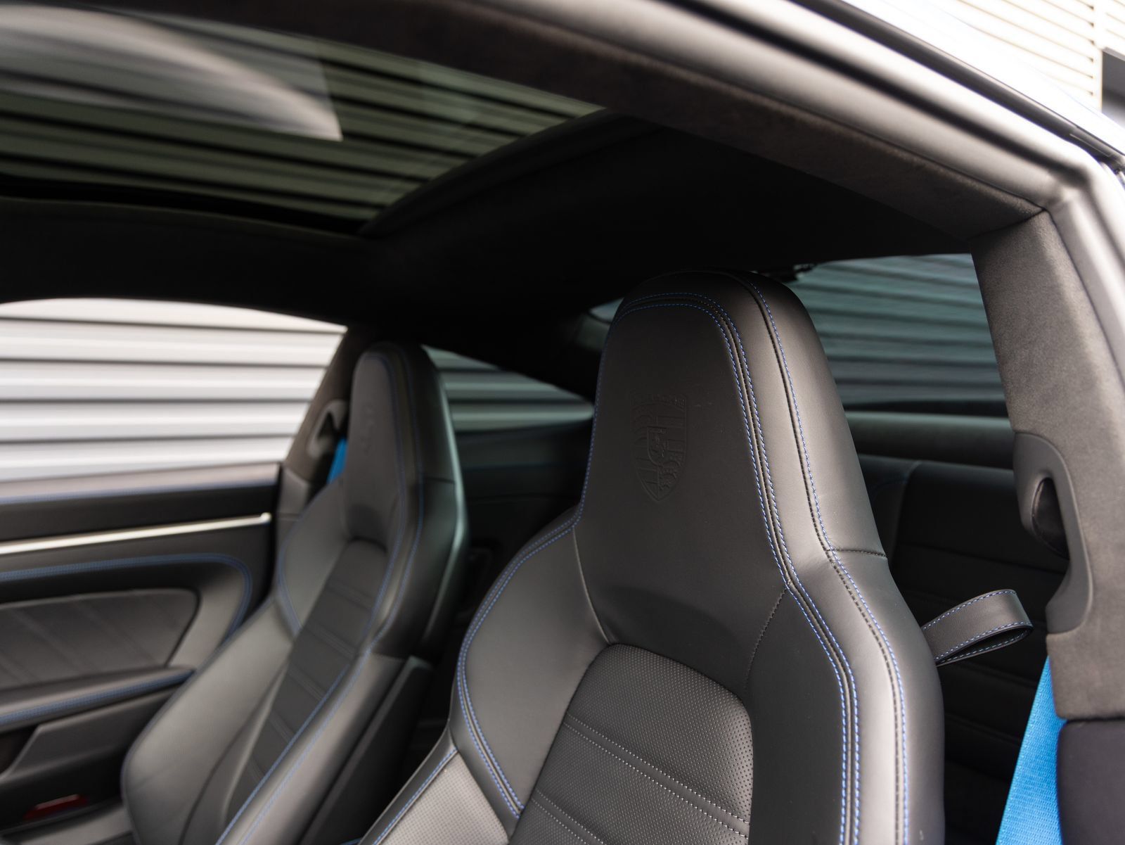 Certified 2022 Porsche 911 Turbo S AWD/4WD image 25