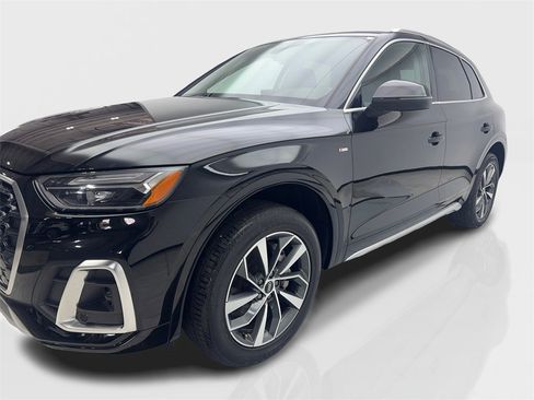 Used 2022 Audi Q5 2.0T Premium w/ Convenience Package image 11