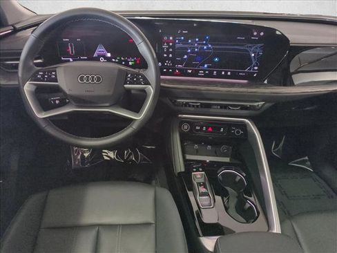 Certified 2025 Audi Q5 Premium Plus w/ Premium Plus image 19