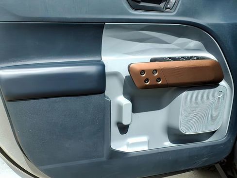 Used 2022 Ford Maverick Lariat w/ Equipment Group 500A Standard image 21