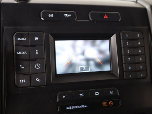 Used 2022 Ford F350 XL w/ Power Equipment Group image 6