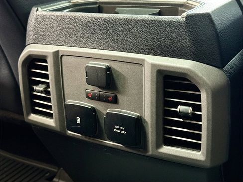 Used 2018 Ford F150 Raptor w/ Equipment Group 802A Luxury image 31