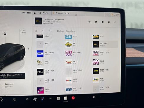 Used 2025 Tesla Model Y Long Range image 19