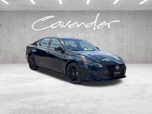 New 2026 Nissan Altima 2.5 SR image 2