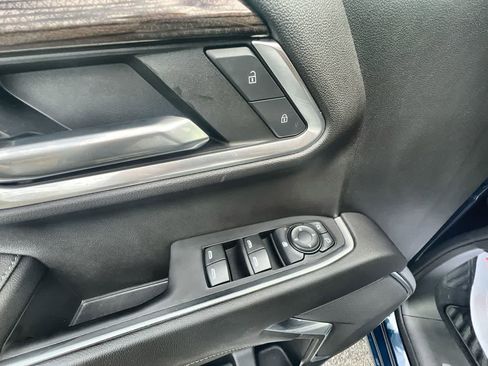 Used 2023 Chevrolet Silverado 1500 LT image 22