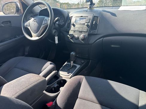 Used 2010 Hyundai Elantra SE w/ Popular Equipment Pkg 2 image 21