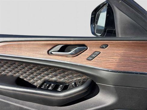 Used 2023 Jeep Grand Cherokee Summit image 14