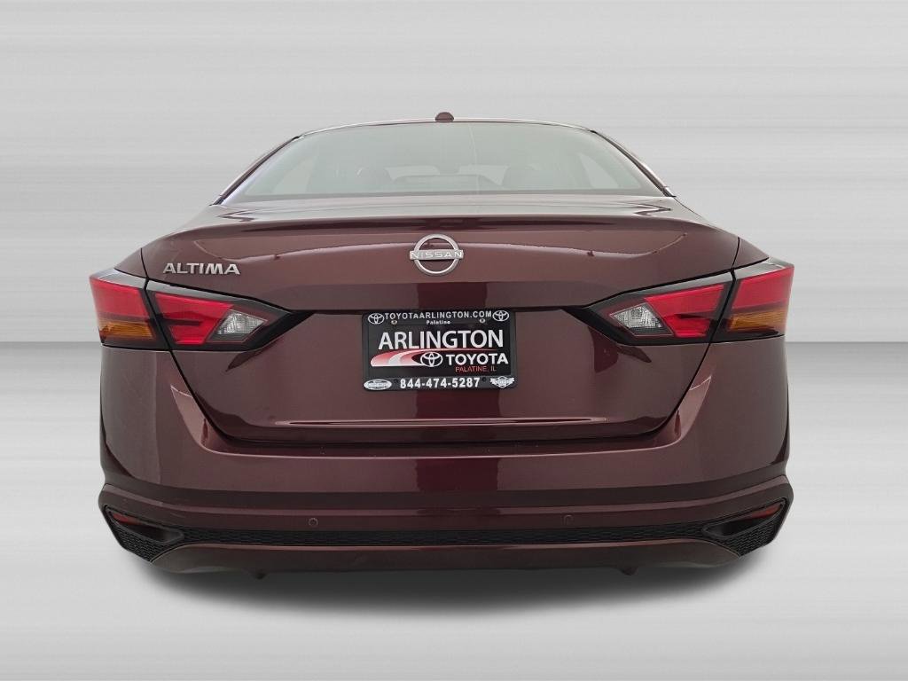 Used 2025 Nissan Altima 2.5 SV FWD image 4