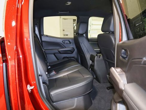 New 2026 GMC Canyon Elevation w/ Convenience Package image 25