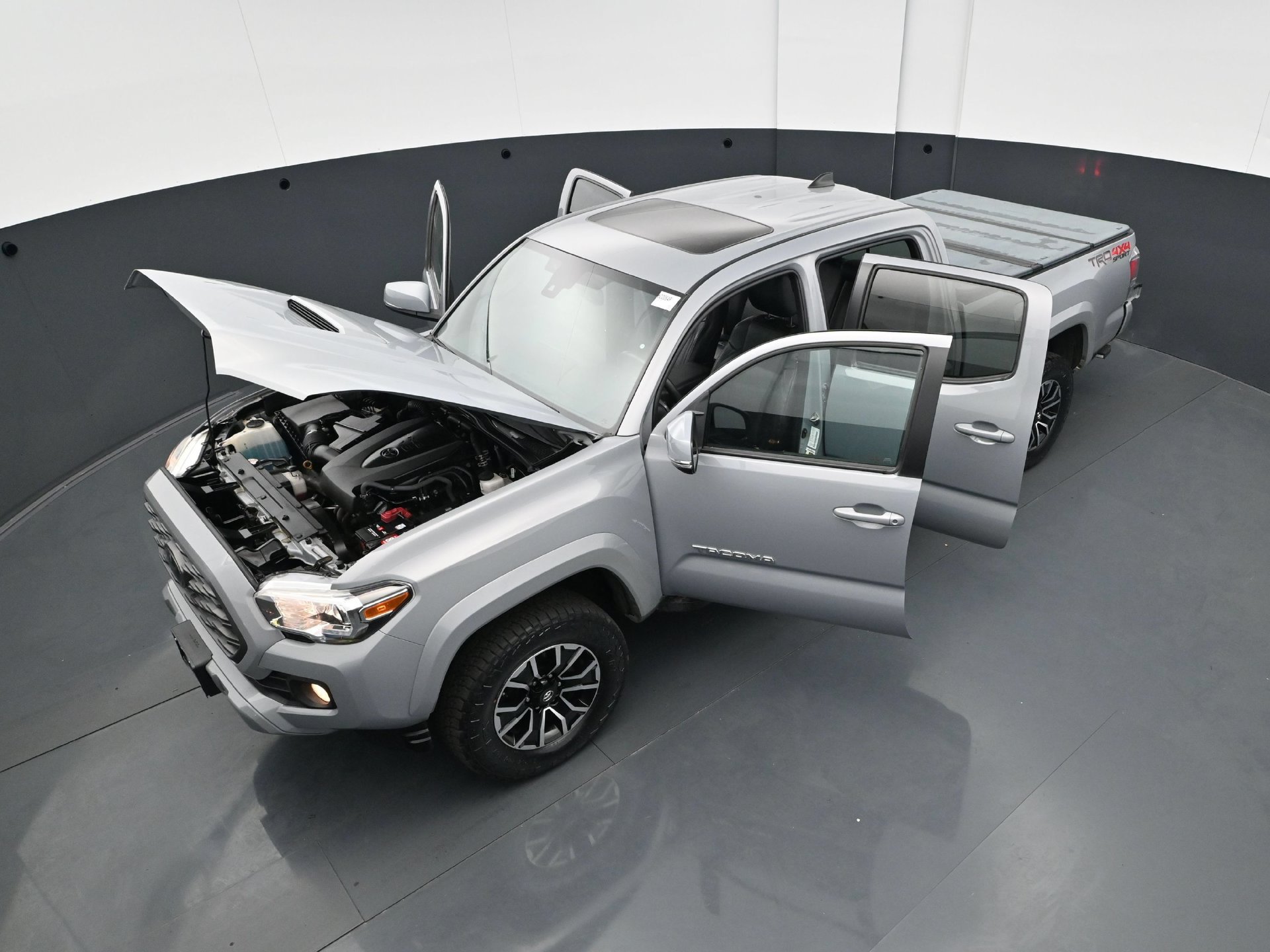 Used 2020 Toyota Tacoma TRD Sport AWD/4WD image 41