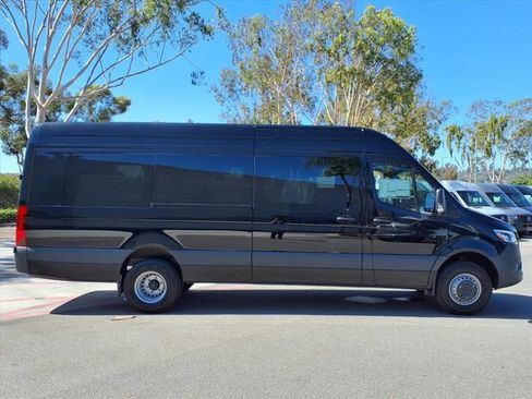 New 2025 Mercedes-Benz Sprinter 3500 image 23