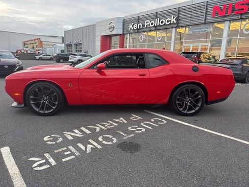 Used 2022 Dodge Challenger R/T Scat Pack w/ Plus Package image 8