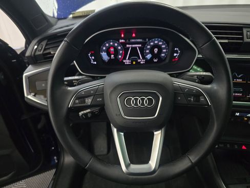 Used 2024 Audi Q3 2.0T Premium w/ Convenience Package image 14