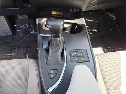 Used 2023 Lexus UX 250h FWD w/ Accessory Package (Z1) image 26