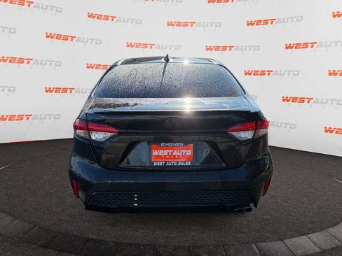 Used 2022 Toyota Corolla SE w/ Carpet Mat Package (TMS) FWD image 4
