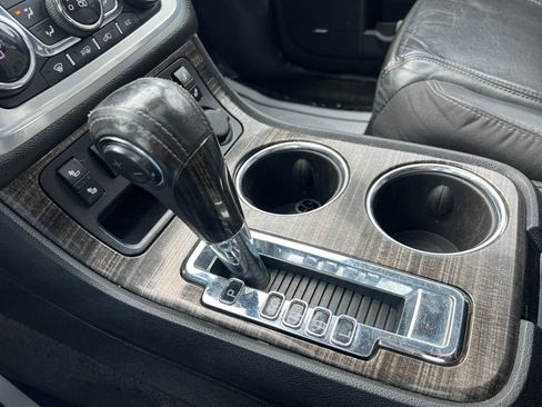 Used 2014 GMC Acadia SLT image 28