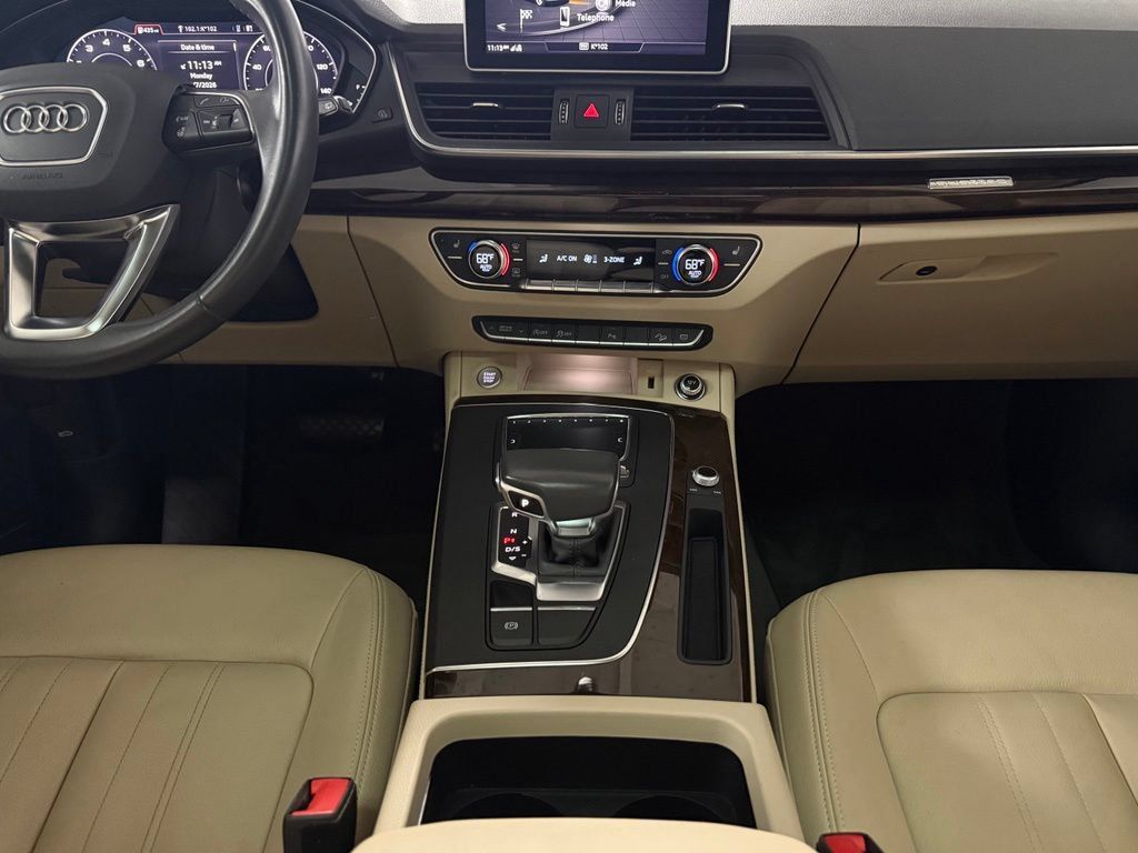 Used 2019 Audi Q5 2.0T Premium Plus w/ Premium Plus Package AWD/4WD image 13