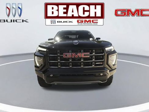 Used 2024 GMC Canyon AT4 w/ AT4 Premium Package AWD/4WD image 8