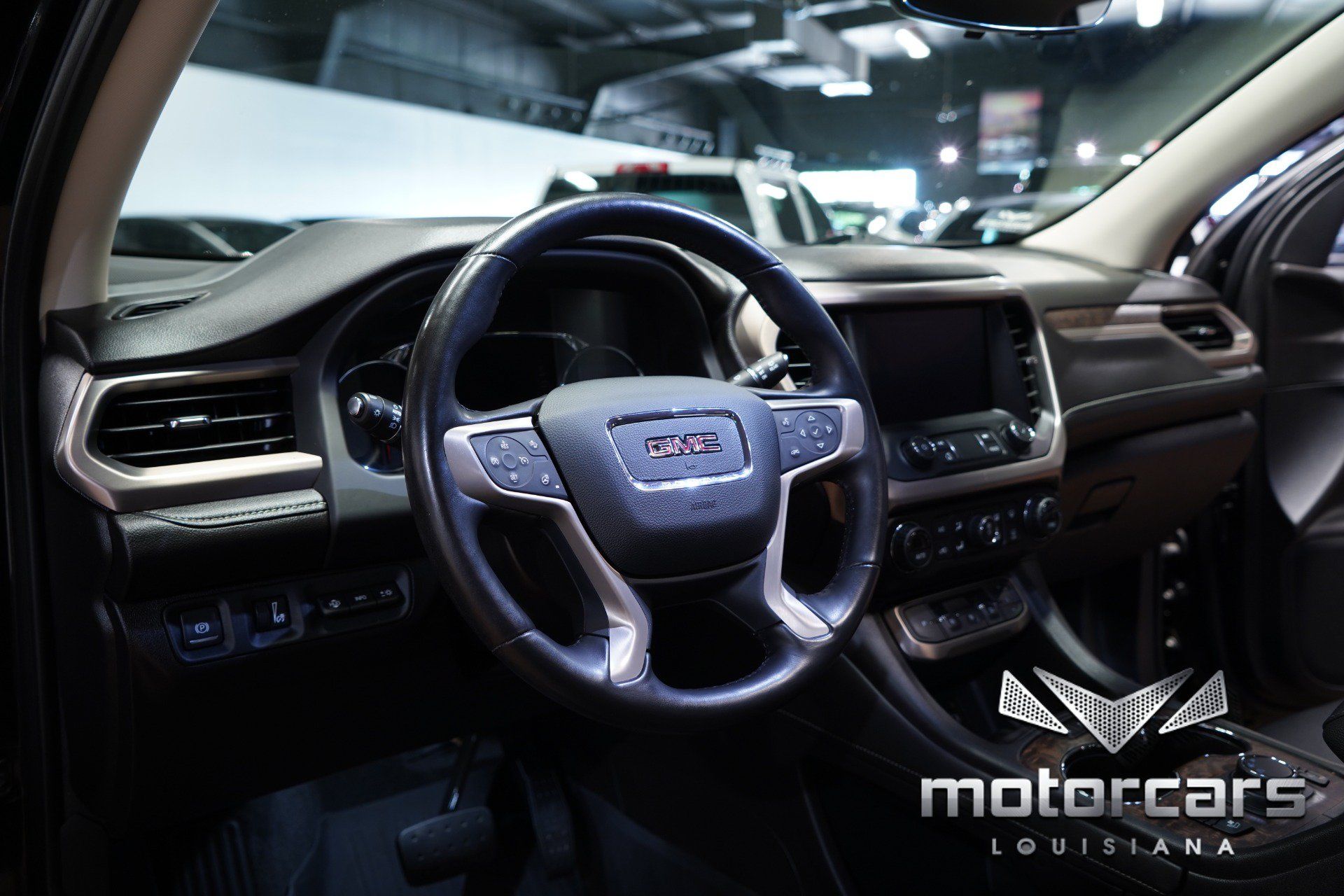 Used 2021 GMC Acadia Denali w/ Denali Technology Package FWD image 25