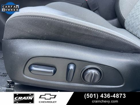 Used 2024 Chevrolet Equinox LS w/ LS Convenience Package image 11