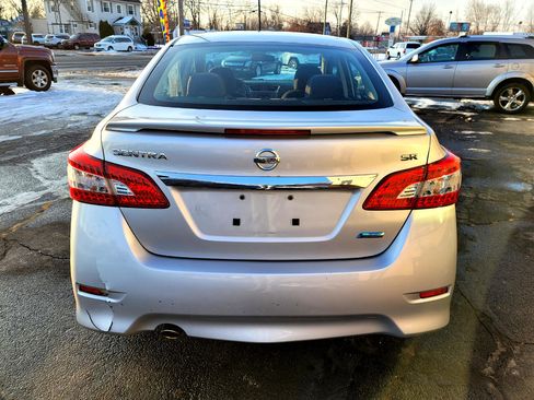Used 2014 Nissan Sentra SR image 5