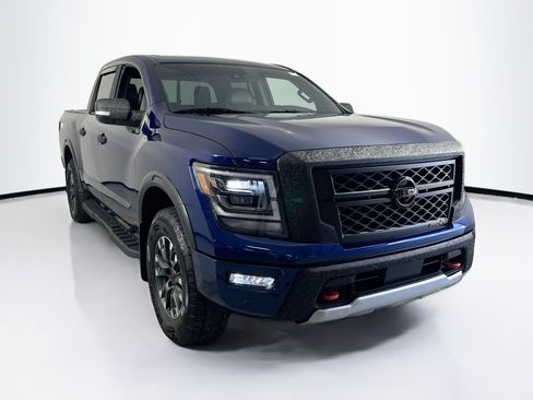 Used 2024 Nissan Titan PRO-4X w/ Pro-4x Convenience Package image 3