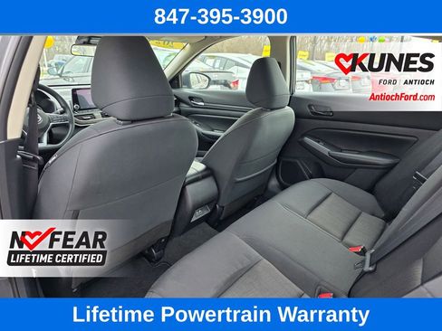 Used 2024 Nissan Altima 2.5 SV image 19