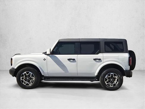 New 2026 Ford Bronco Outer Banks AWD/4WD image 8