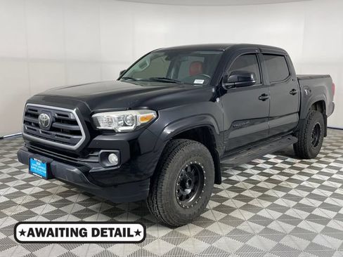 Used 2018 Toyota Tacoma SR5 RWD image 1
