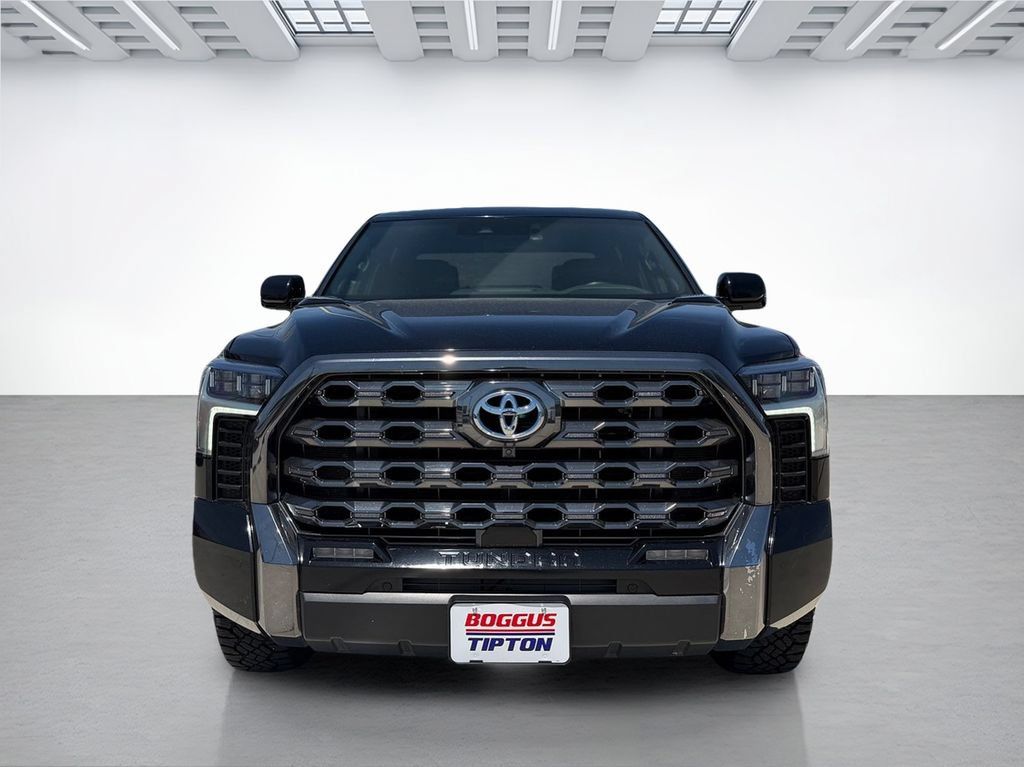 Used 2024 Toyota Tundra Platinum AWD/4WD image 8