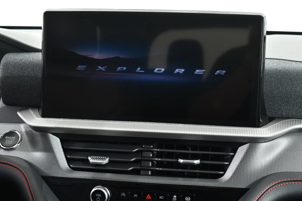 New 2026 Ford Explorer ST-Line w/ ST-Line Street Pack AWD/4WD image 9