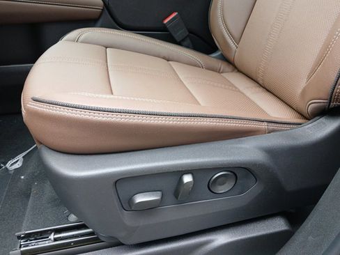 New 2026 Chevrolet Suburban High Country AWD/4WD image 21