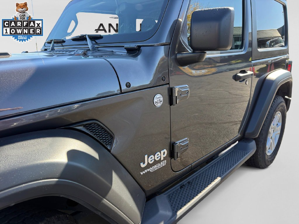 Used 2020 Jeep Wrangler Sport AWD/4WD image 21