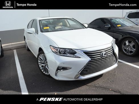 Used 2016 Lexus ES 350 w/ Navigation System Package FWD image 1