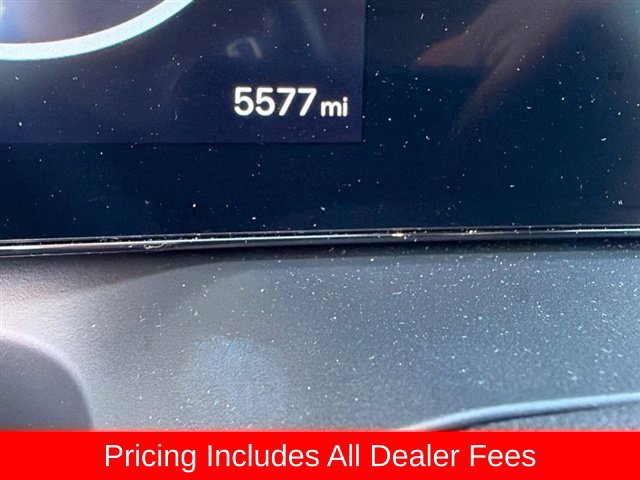 Used 2026 Hyundai Palisade Limited FWD image 12