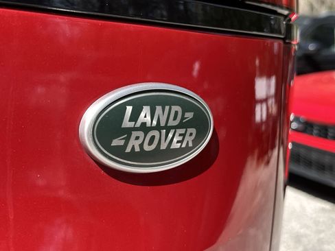 Used 2023 Land Rover Range Rover Sport SE AWD/4WD image 7