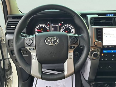 Used 2022 Toyota 4Runner Limited image 28