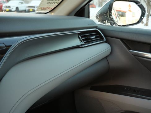 Certified 2024 Toyota Camry SE image 32