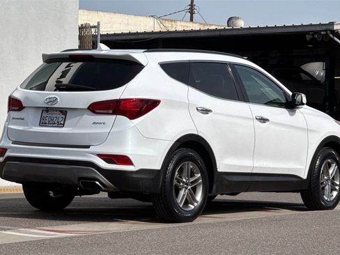 Used 2018 Hyundai Santa Fe Sport w/ 2.4L Value Package 02 image 5