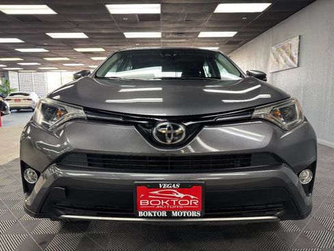 Used 2018 Toyota RAV4 XLE image 3