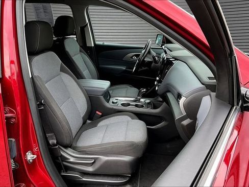 Used 2019 Chevrolet Traverse LT FWD image 30